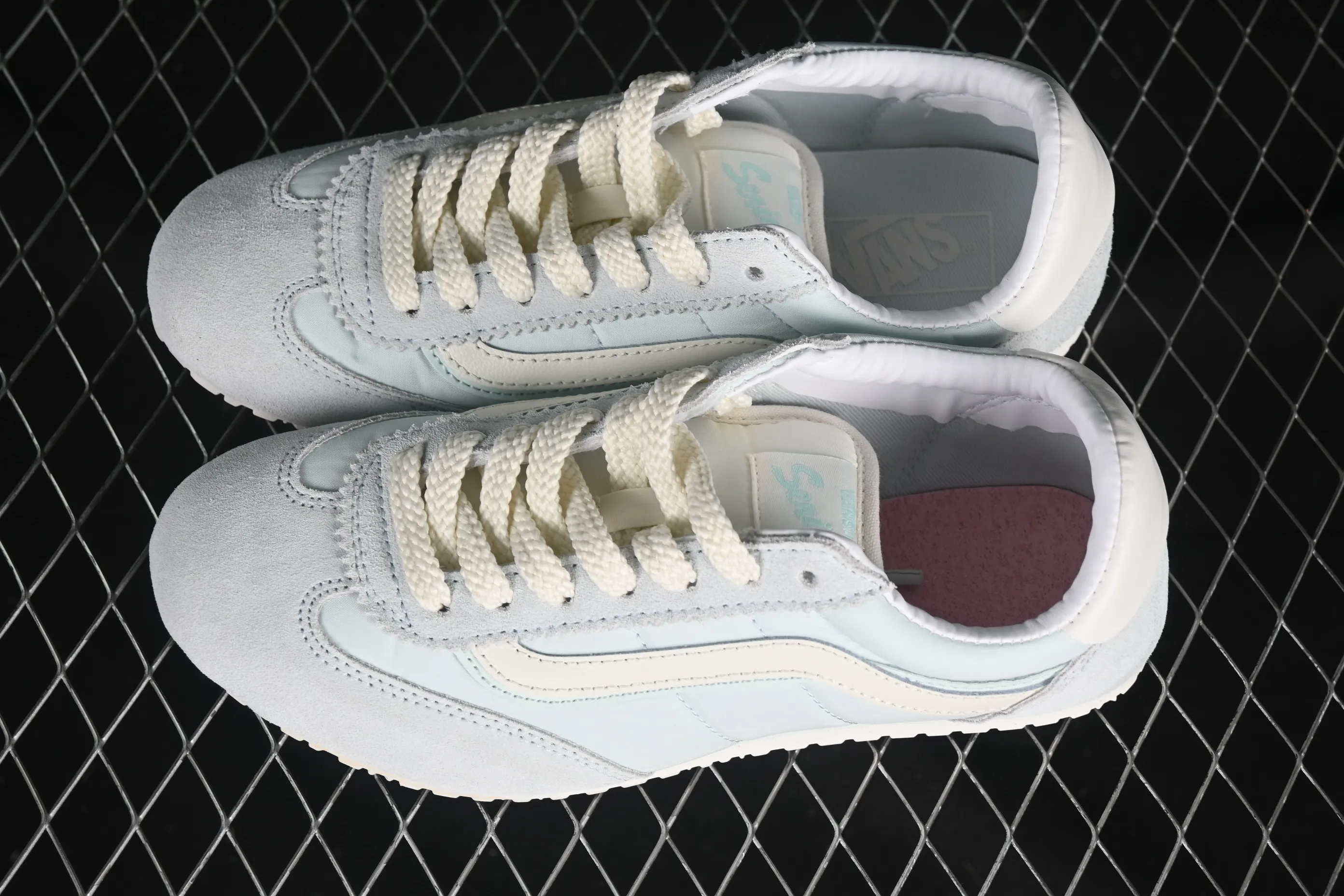 All categories Vans Vans series Vans Low Vans low-top Vans Super Lowpro Vans retro fashion comfortable versatile casual sneakers VN000D83RNE